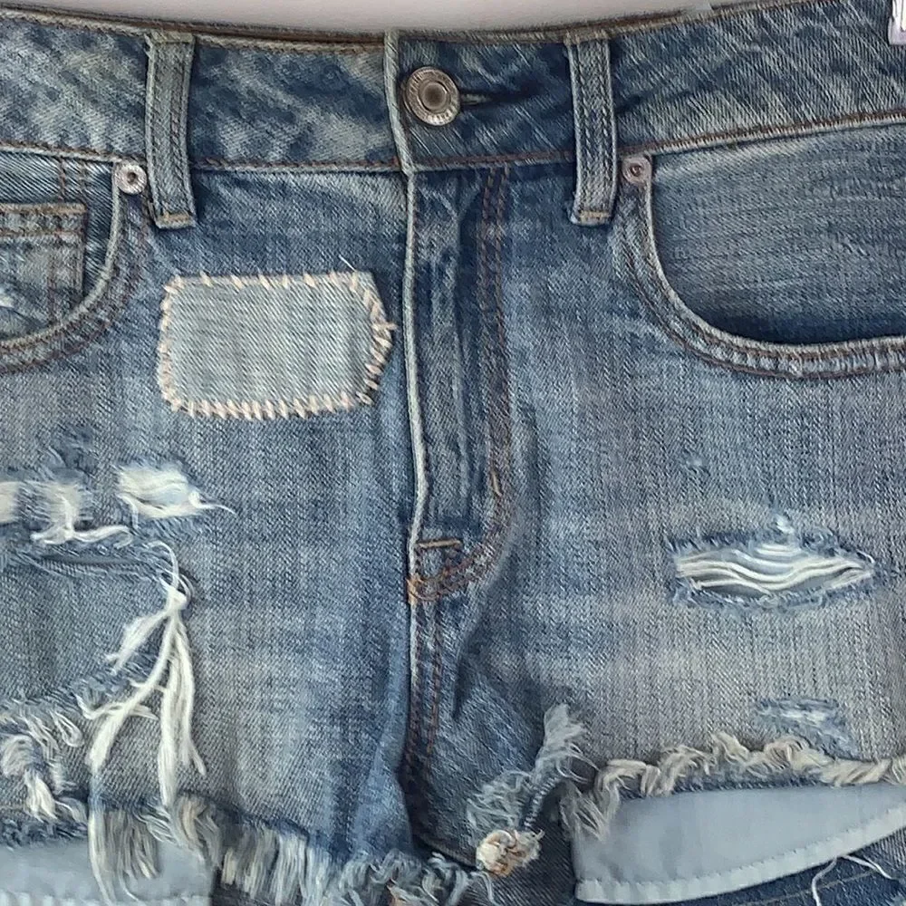 American Eagle high rise shortie denim shorts size 4